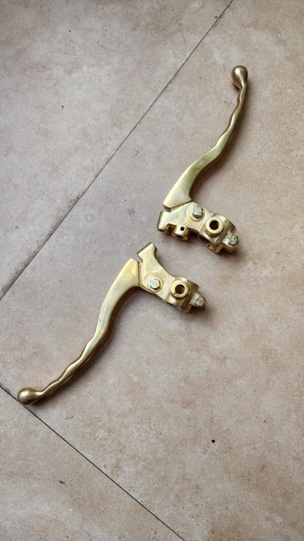 Made-in-brass-lever-high-quality