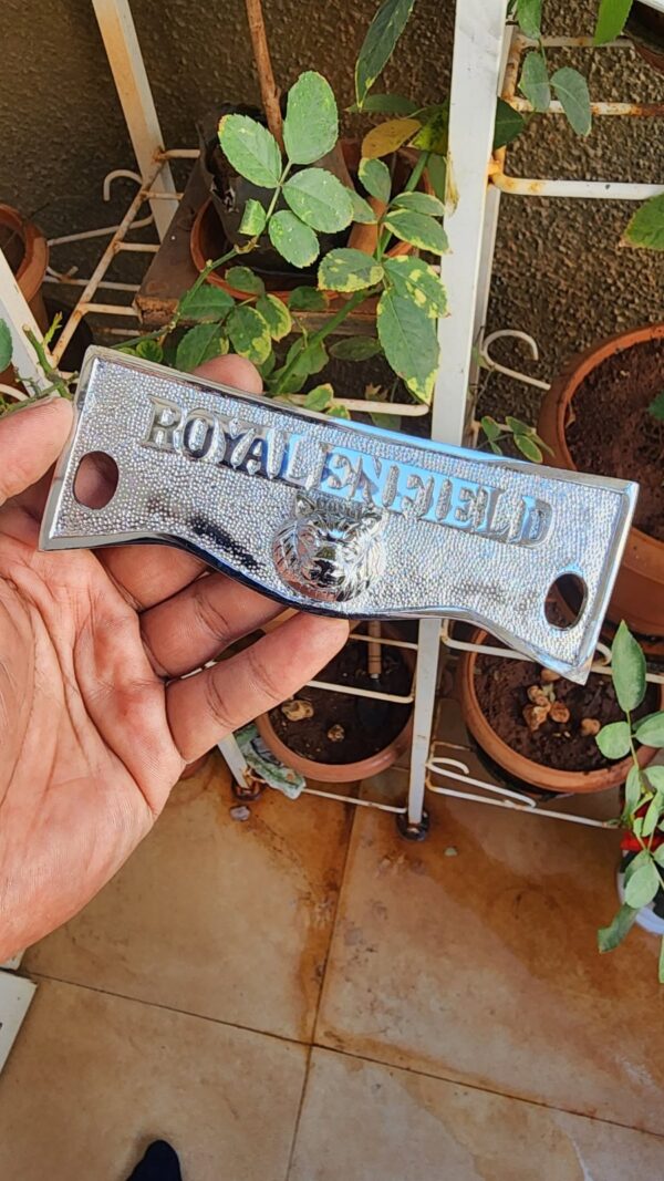 Tiger Custom Crown plate